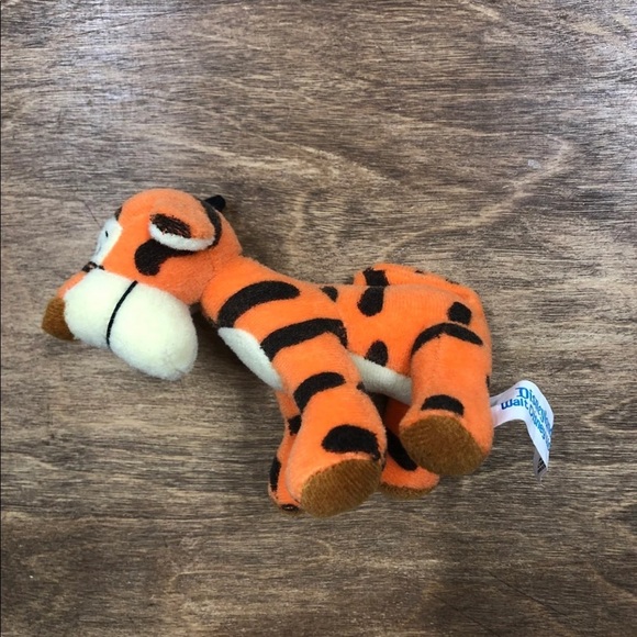 Mini disney vintage tigger plush - Picture 2 of 5